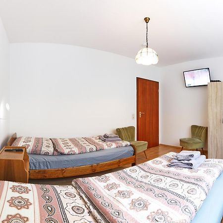 Ferienwohnung Kaiser Wabern Екстериор снимка